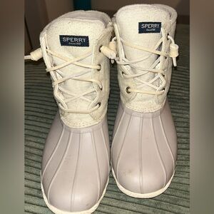 Size 8 Duck boots